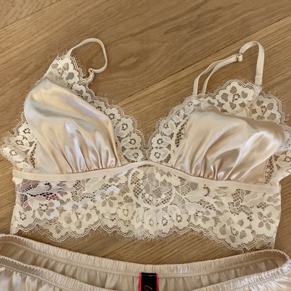 BNWOT’s LaSenza satin sleep set size small - Picture 2 of 4